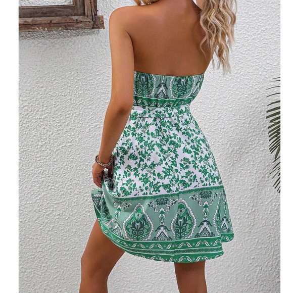 Boho Floral Print Shirred Strapless Tube Mini Dress - Picture 4 of 5